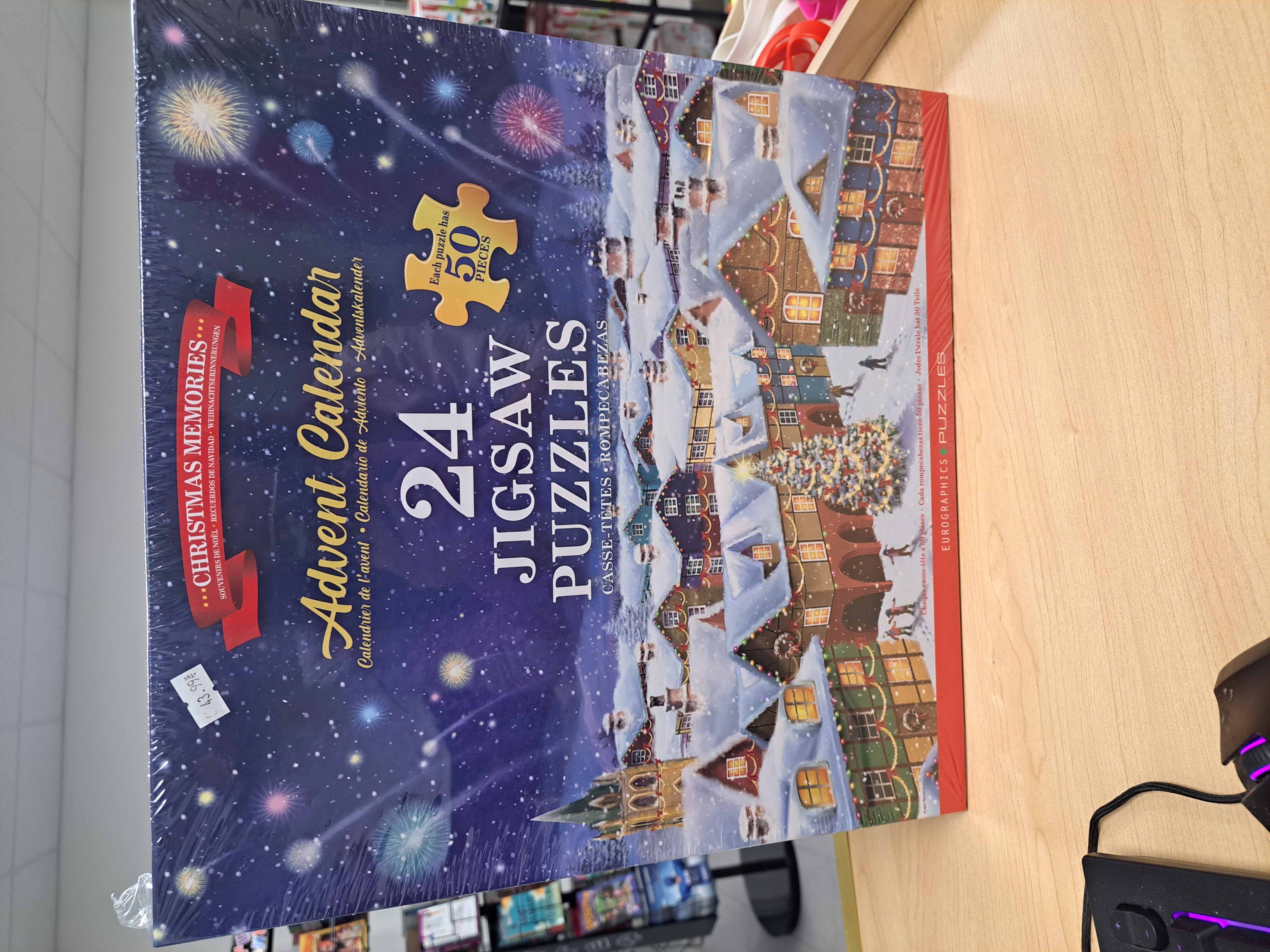 Calendrier de L'Avent 24 casse-têtes de 50 pièces chacun